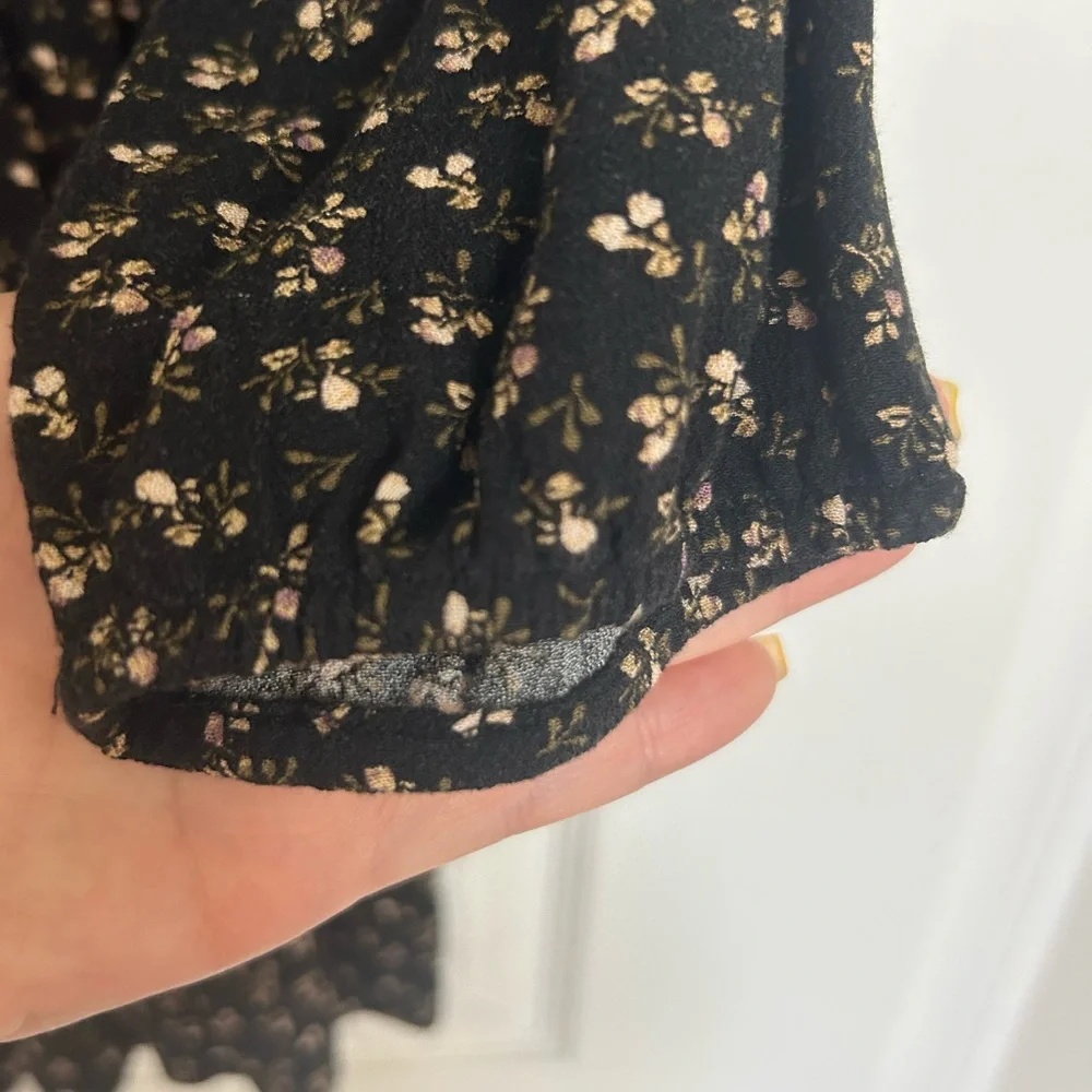 American Eagle 3/4 Sleeve Romper - Picture 6 of 10